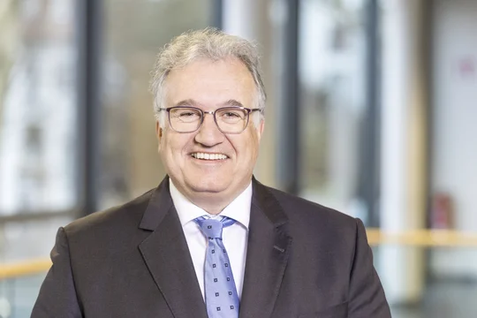 Porträt Prof. Dr. Andreas Wilbers, Studiengangleiter Business Travel Management (MBA)