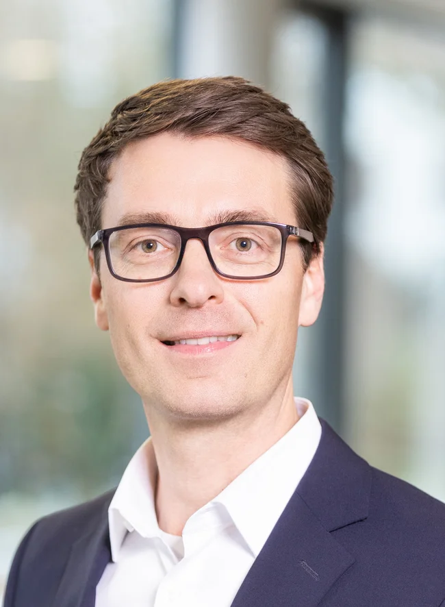 Prof. Dr. Erik Hemmer